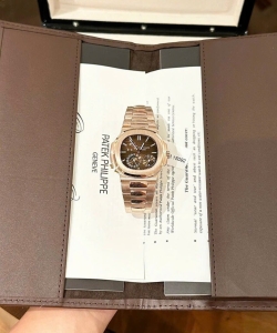 Patek Philippe nautilus 5712 gold wrapped chocolate dial grf 40mm