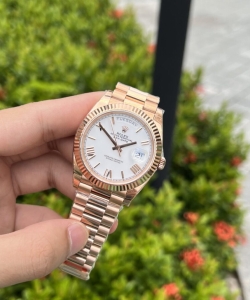 Rolex day-date rose gold white dial 40mm