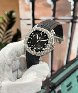 Patek Philippe aquanaut 5167 with diamond natural rubber strap 40mm