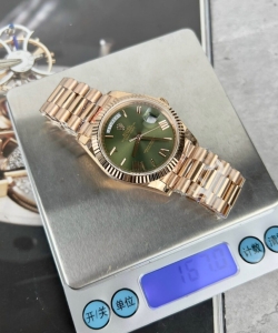 Rolex day-date 228235 green dial 40mm