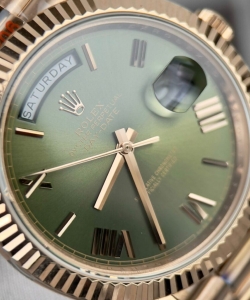 Rolex day-date 228235 green dial 40mm