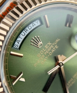 Rolex day-date 228235 green dial 40mm