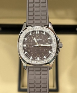 Patek Philippe aquanaut 5067a grey with stone bezel 35.6mm