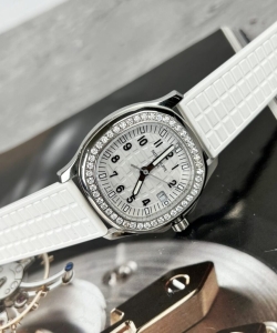 Patek Philippe aquanaut 5067a with moissanite diamond 35.6mm