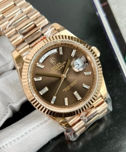 Rolex day-date 228235 chocolate dial 40mm