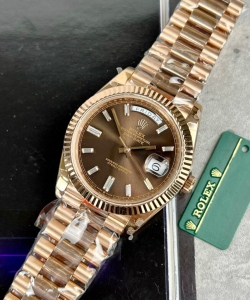 Rolex day-date 228235 chocolate dial 40mm