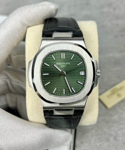 Patek Philippe nautilus 5711 leather strap green dial 40mm