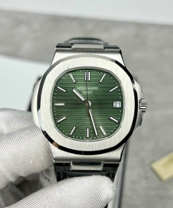 Patek Philippe nautilus 5711 leather strap green dial 40mm