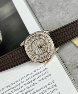 Patek Philippe aquanaut 5062 gold wrapped moissanite 35.6mm