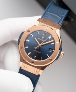 hublot classic fusion king gold blue 38mm