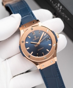 hublot classic fusion king gold blue 38mm