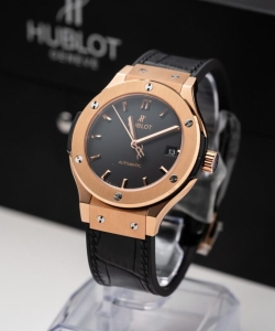 hublot classic fusion king gold black 38mm