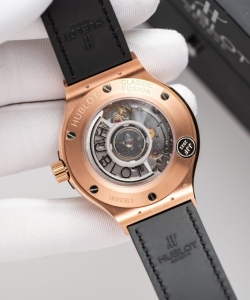 hublot classic fusion king gold black 38mm