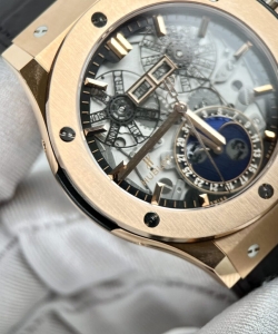 hublot aerofusion moonphase king gold 42mm