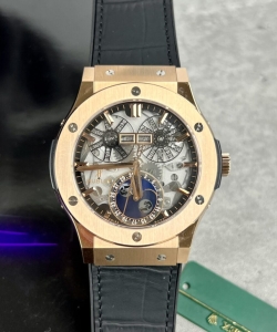 hublot aerofusion moonphase king gold 42mm