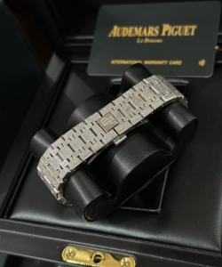 audemars piguet royal oak 26331bc frosted-gold 41mm