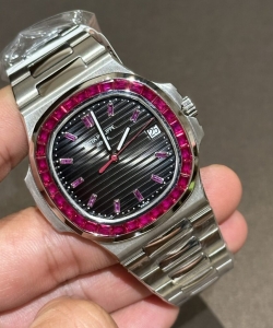 Patek Philippe nautilus 5723 with red ruby stone 40mm