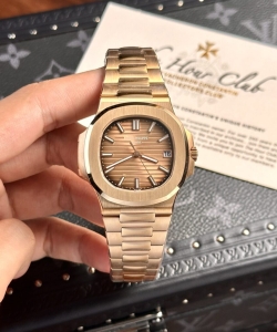 Patek Philippe nautilus 5711 brown dial rose gold case 40mm