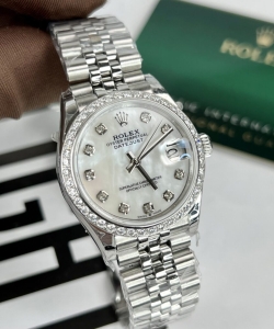 Rolex datejust jubilee strap with mother of pearl dial 31mm