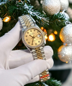 Rolex datejust with moissanite diamonds yellow dial 31mm