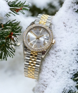 Rolex datejust with moissanite diamonds demi gold 31mm