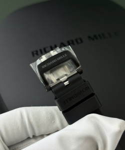 Richard Mille rm66 flying tourbillon carbon 42.7×49.9mm