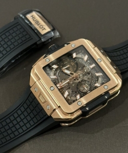 hublot big bang square rose gold rubber strap bbf 42mm