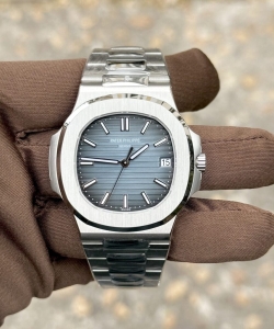 Patek Philippe nautilus 5711 blue dial 40mm