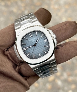 Patek Philippe nautilus 5711 blue dial 40mm