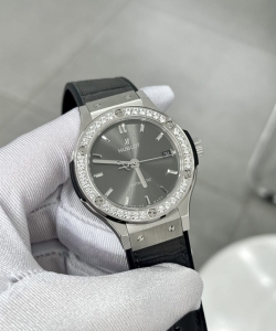 hublot classic fusion diamonds grey 38mm