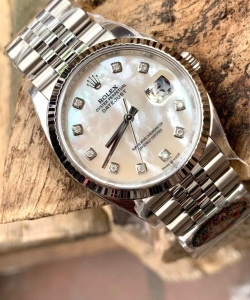 Rolex datejust natural mother of pearl dial moissanite markers 41mm