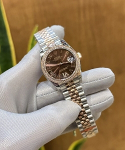 Rolex datejust women’s watch with diamonds chocolate dial 31mm