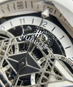 hublot big bang sang bleu ii white ceramic rubber strap 45mm