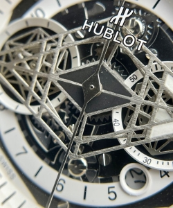 hublot big bang sang bleu ii white ceramic rubber strap 45mm