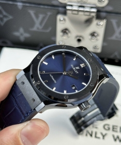 hublot classic fusion ceramic refined blue dial 42mm