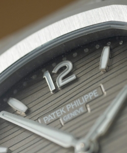 Patek Philippe nautilus 7118 grey dial 35.2mm