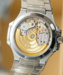 Patek Philippe nautilus 7118 grey dial 35.2mm