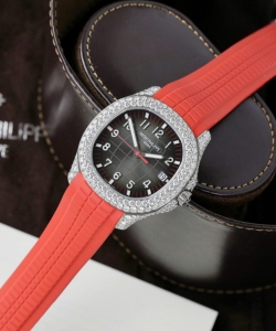 Patek Philippe aquanaut 5167 rep custom moissanite diamonds red rubber strap 40mm