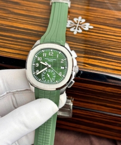 Patek Philippe aquanaut 5968g green dial rubber strap 42.2mm