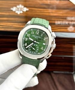 Patek Philippe aquanaut 5968g green dial rubber strap 42.2mm