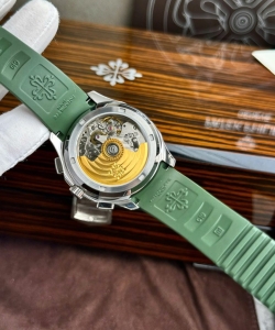 Patek Philippe aquanaut 5968g green dial rubber strap 42.2mm