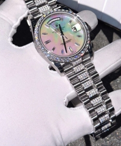 Rolex day-date dial mother of pearl moissanite diamonds hong kong 40mm