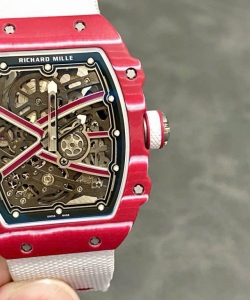 Richard Mille rm67-02 red carbon weight 37 grams 38.7 47.52mm