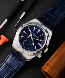 vacheron constantin overseas dual time 7900v blue dial 41mm