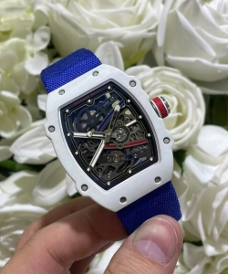 Richard Mille rm67-02 white carbon weight 37 grams 38.7 47.52mm