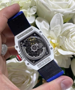 Richard Mille rm67-02 white carbon weight 37 grams 38.7 47.52mm