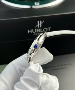 hublot classic fusion white womens 33mm