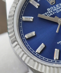 Rolex day-date 128236 blue dial weight 158gram 36mm