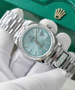 Rolex day-date 128236 dial ice blue weight 158gram 36mm