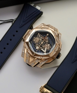 hublot big bang sang bleu ii king gold watch blue 44mm